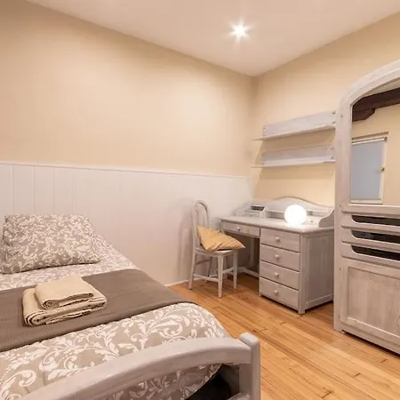 Apartamento Casco Viejo, Con Encanto. *